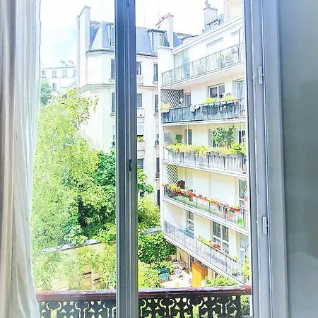 Hotel De France *
