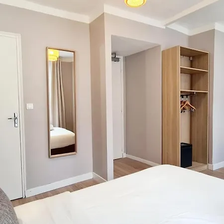 Hotel De France 18