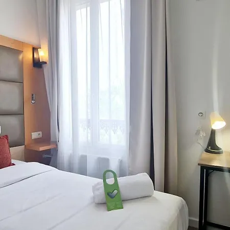 Hotel De France *