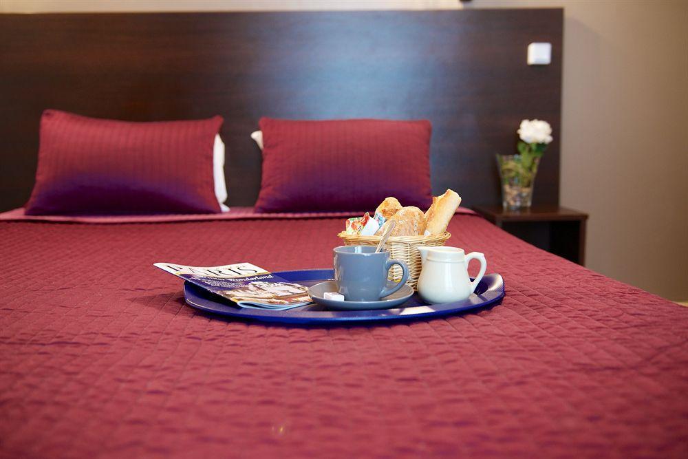 Hotel De France *